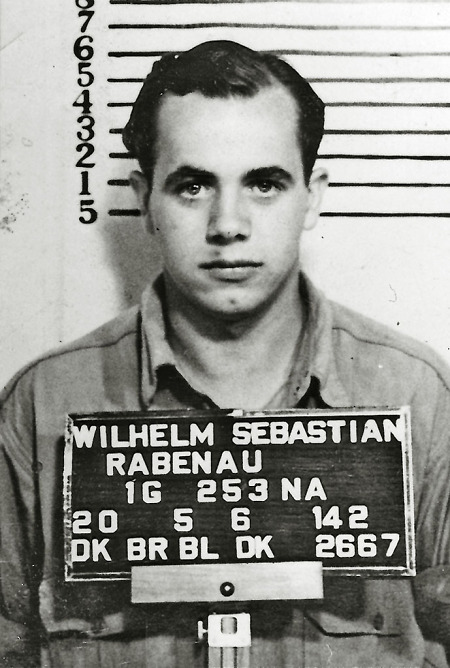 Deutscher Soldat aus Hachborn in amerikanischer Kiregsgefangenschaft, 1942-1945