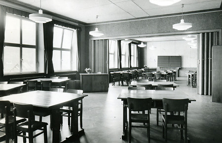 Zweiklassenzimmer in der Schule in Frohnhausen, um 1965
