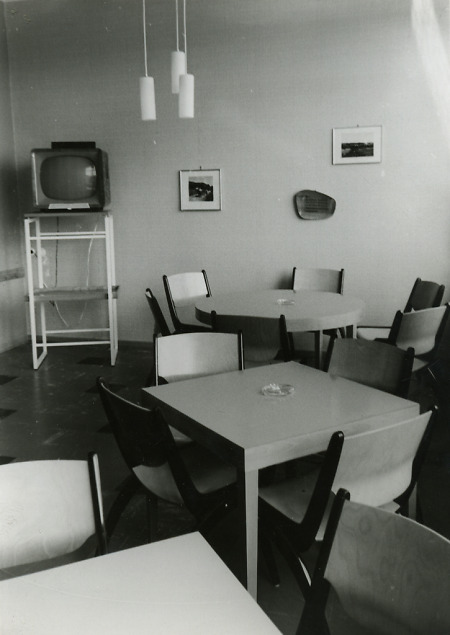 Kleiner Gemeinschaftssaal von Roth im Lahn-Dill Kreis, um 1963