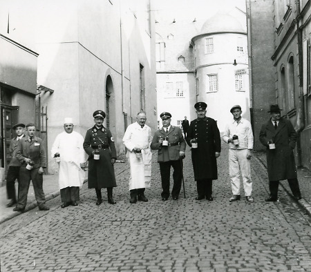 Sammelaktion in Weilburg, vermutlich für das Winterhilfswerk, 1933-1939