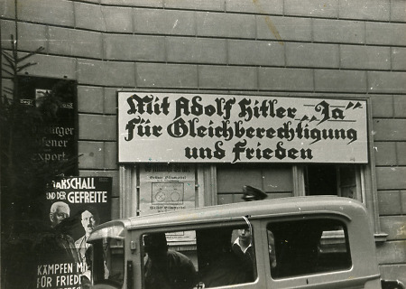 Wahlpropaganda der NSDAP zur Reichstagswahl in Weilburg, November 1933