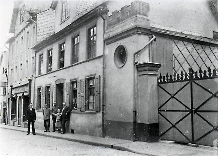 Straßenbild in Weilburg, um 1910