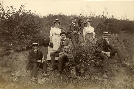 Ausflug einer Weilburger Wandergruppe an Himmelfahrt in den Odenwald, 1913