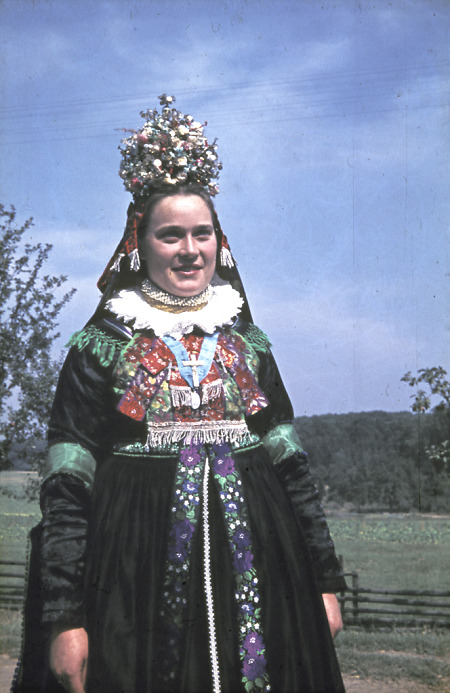 Braut aus Bauerbach, 1953