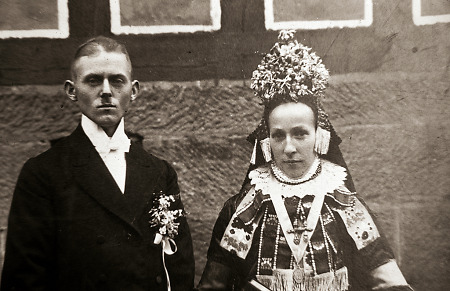 Brautpaar aus Bauerbach, 25. November 1924
