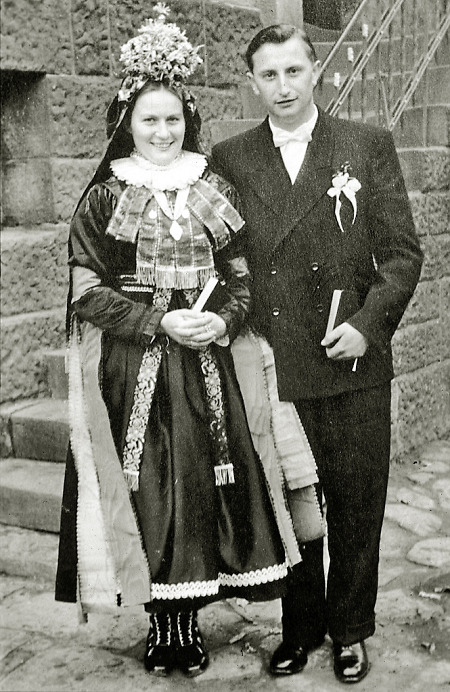 Hochzeitspaar aus Bauerbach, 27. Oktober 1954