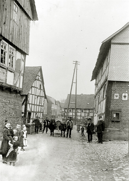 Dorfstraße in Röddenau, um 1910/15