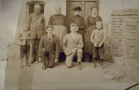 Familie aus Röddenau, um 1925