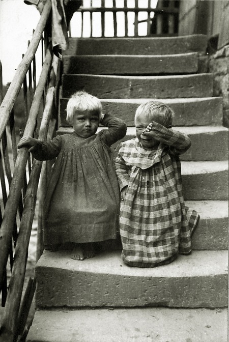 Zwillingspärchen aus Hammelbach, 1907