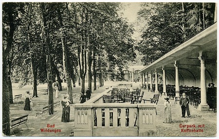 Der Kurpark mit der Kaffeehalle in Bad Wildungen, 1906-1914