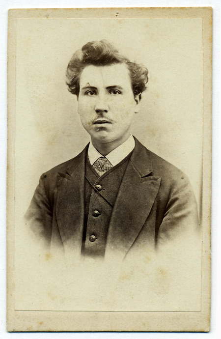 Selbstporträt des Fotografen A. Jablonski, um 1870