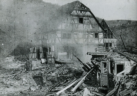 Die Zerstörung des Dorfes Berich, um 1912/14