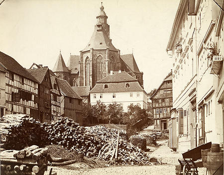 Der Untermarkt in Frankenberg mit der Liebfrauenkirche, vor 1890