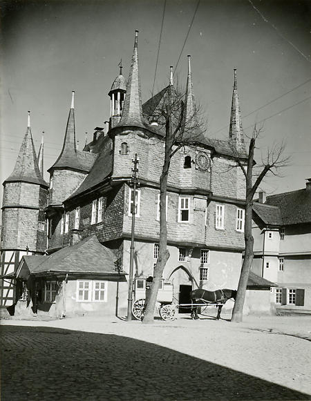 Das Rathaus in Frankenberg vom Obermarkt, um 1910?