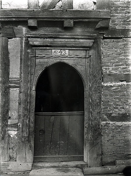 Tür von 1589 des Fachwerkhauses Nr. 43 in Fronhausen, 1870-1873