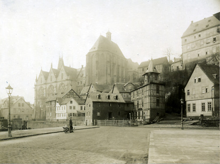 Die Marburger Universität und die Häuser am Pilgrimstein, 1903