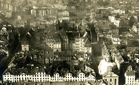 Rathaus und Karlskirche in Kassel, undatiert