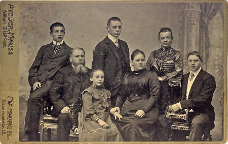 Familie in Marburg, um 1908