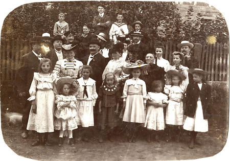 Marburger Familien, um 1898