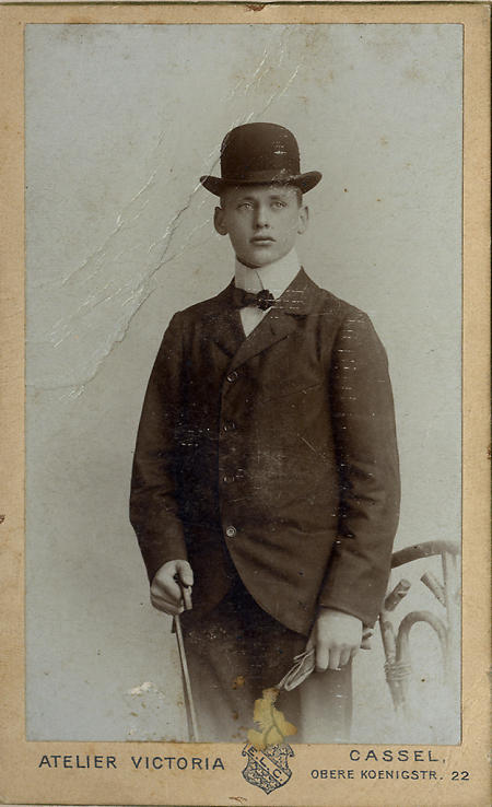 Junger Mann aus Kassel, um 1905