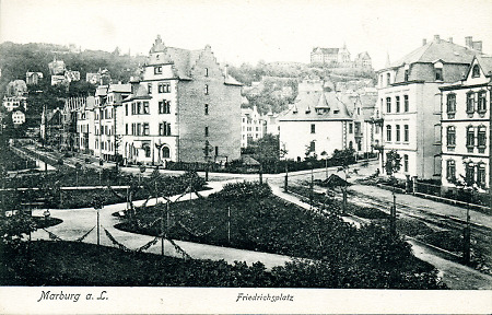 Postkartenaufnahme des Marburger Friedrichsplatzes, 1902
