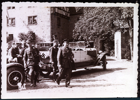 Hermann Göring bei einem Besuch in Marburg, 8. Juni 1933
