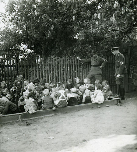 NSV-Kindergarten Langenstein, 1933-1938