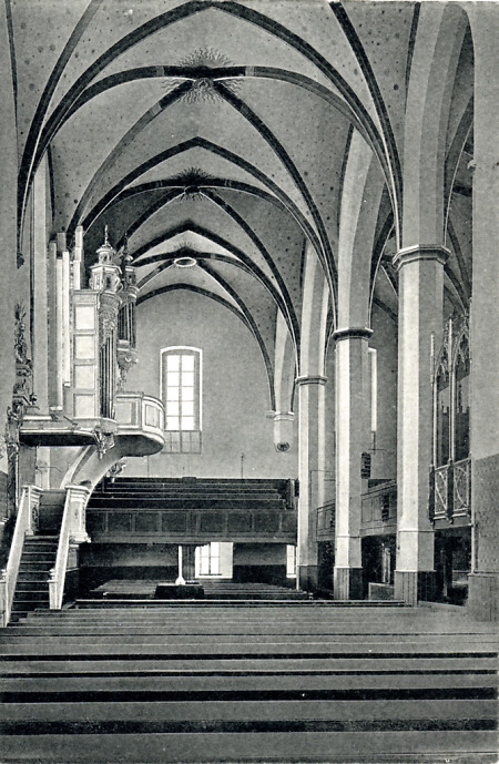 Das Innere der Kirche des Karmeliterklosters in Kassel, vor 1914