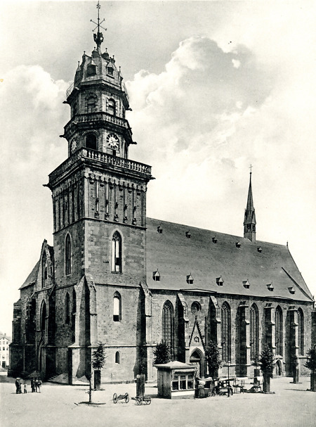 Die Martinskirche in Kassel von Südwesten, früherer Zustand, um 1900?
