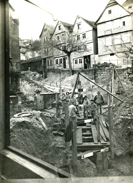 Verlegung der Kanalisation in der Kugelgasse in Marburg, 1895-1899