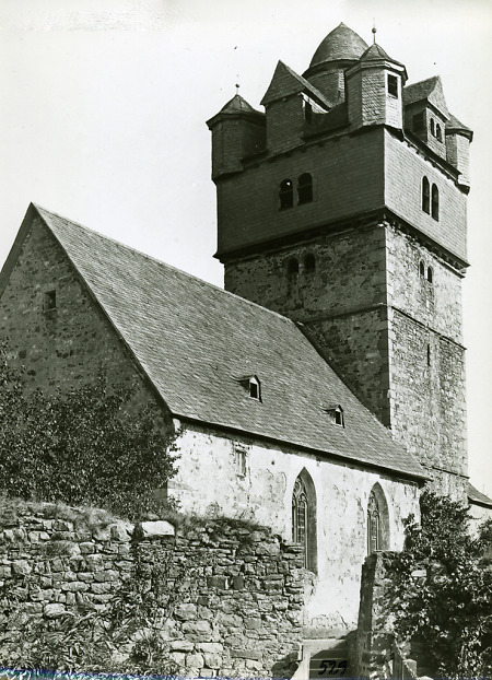 Die Kirche in Fronhausen von Südwesten, um 1890