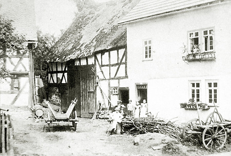 Ansicht eines Hofes in Schönbach, 1920er Jahre