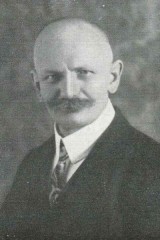Kupfrian, Fritz