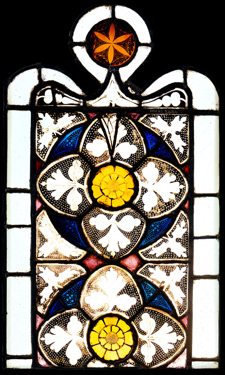 Ornamentfenster aus Rauschenberg. Marburg, Universitätsmuseum, Nr. 26, 27. Marburg, 2. H. 14. Jh.
