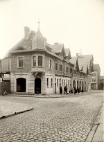 Louisenstraße 15, Marktlauben mit Hintergebäude (1927), Oktober 1907