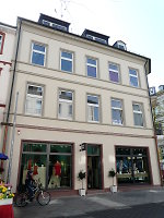 Louisenstraße 99, Fassade zur Louisenstraße (2014)