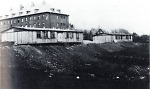 Zwei der Lehrbaracken der SS-Führerschule, 1944 Vorschaubild