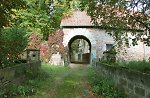 Toreinfahrt zur Alten Burg in Buchenau, 2010