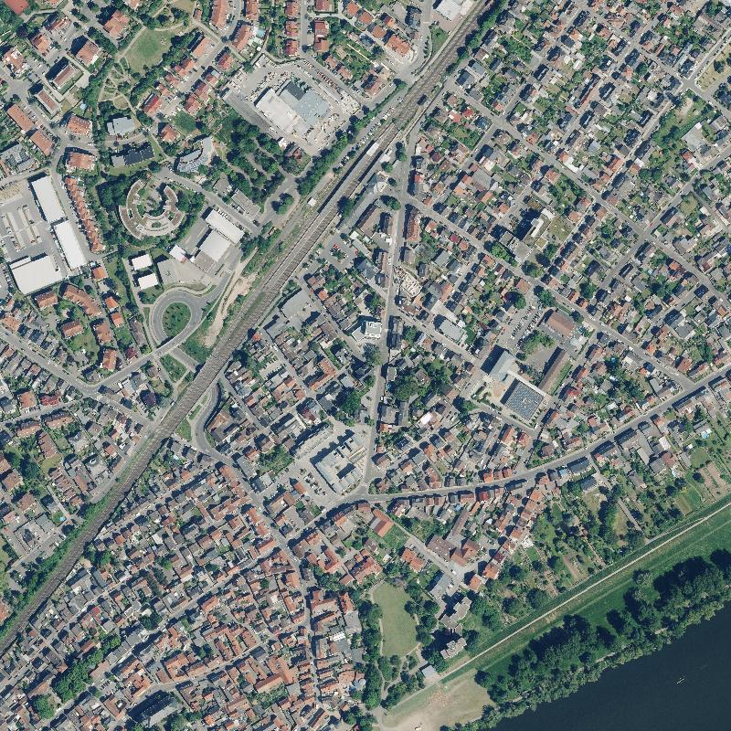 Die Lage von Flörsheim am Main, Stadt im Orthofoto