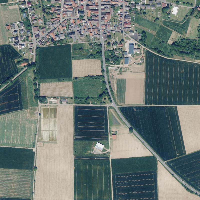 Die Lage von Steienrn Tisch im Orthofoto