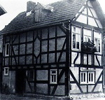 Merzhausen: Das ehemalige jüdische Schulgebäude (um 1930) Vorschaubild