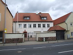 Rüsselsheim: Straßenansicht des ehemaligen Synagogengebäudes (2014) Vorschaubild
