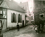 Bad Camberg: Das ehemalige Synagogengebäude in der Schmiedgasse 4 (1904) Vorschaubild